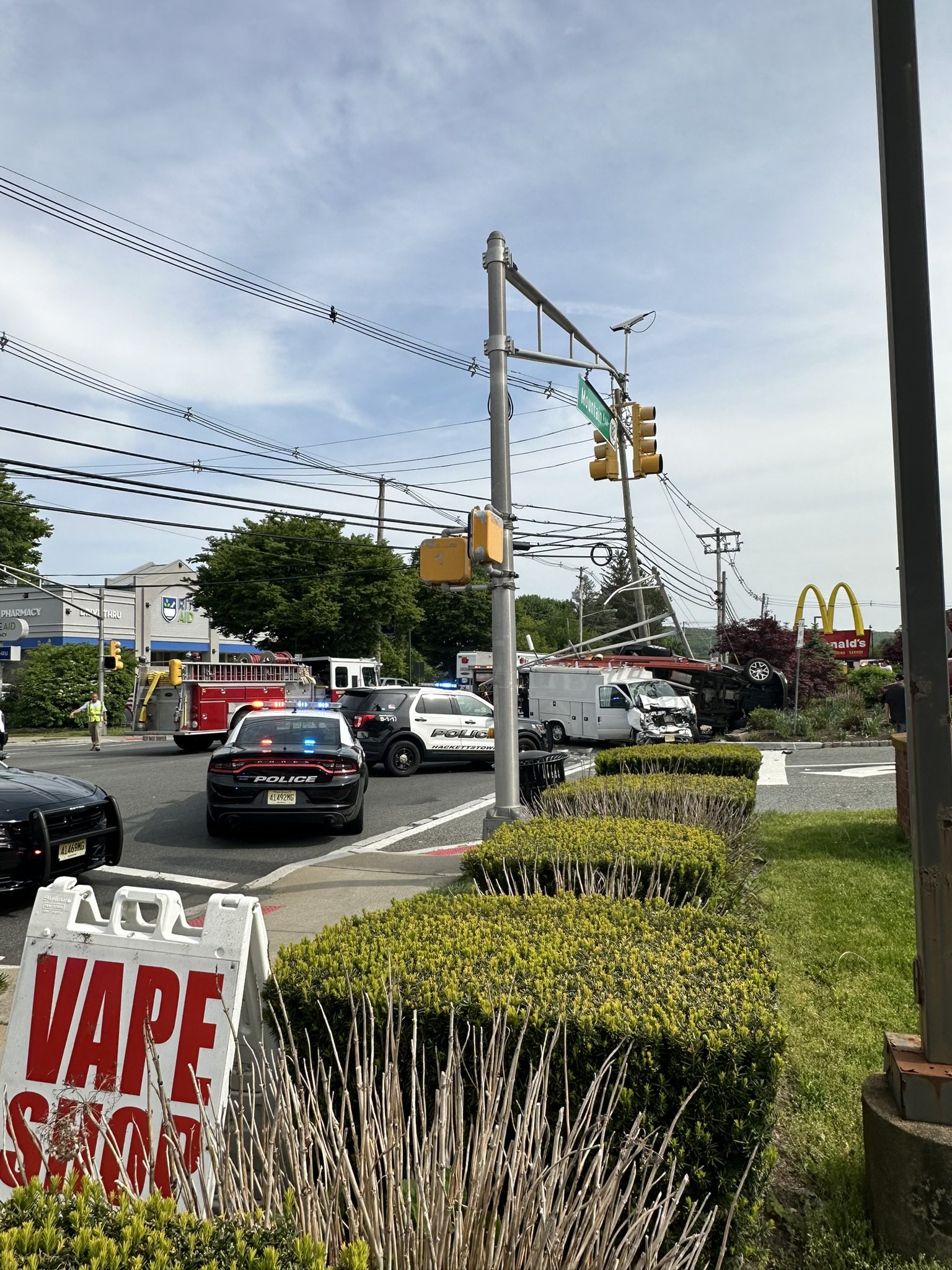 Jay Edwards on Twitter "BREAKING RNJNEWS HACKETTSTOWN, NJ (Warren