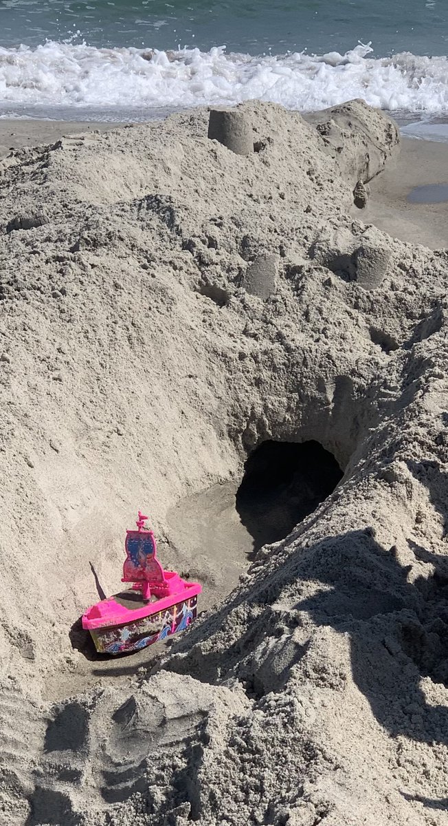 RainaHarrell's tweet photo. Barbie Movie (2023) https://t.co/ESGaR8X4JT