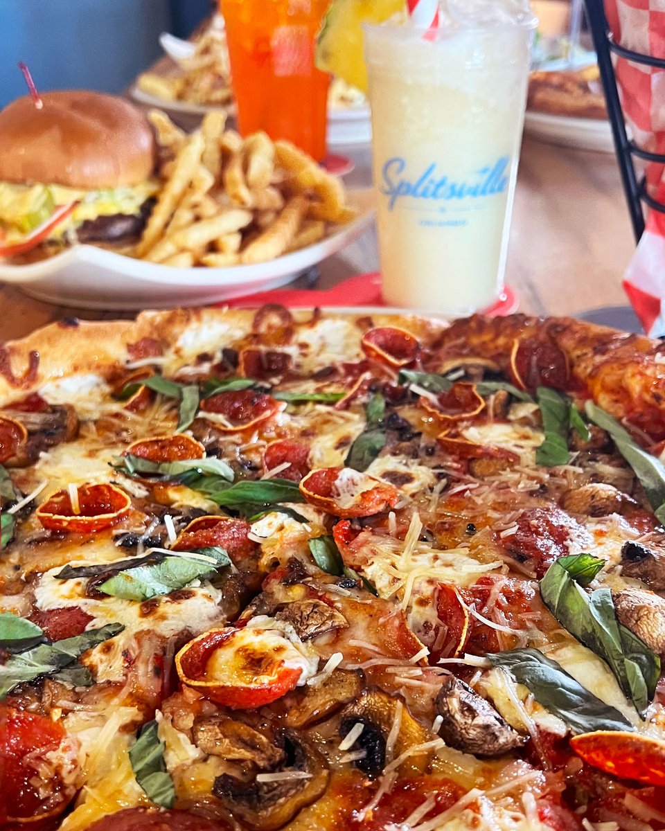 Salads, sammies, sushi, AND pizza?

Yes, yes, yes, and YES!!

Yep, our menu has something for everyone. 😎

⏰ Open Daily @ 11a