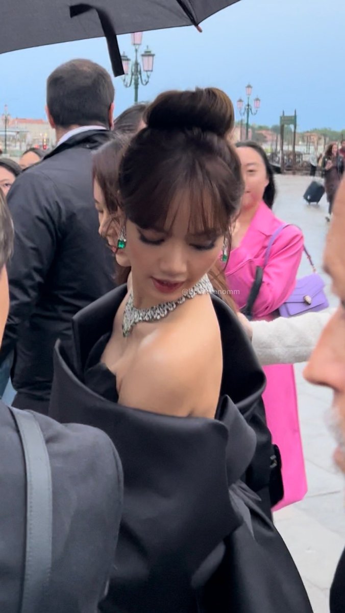 over the shoulder look whew