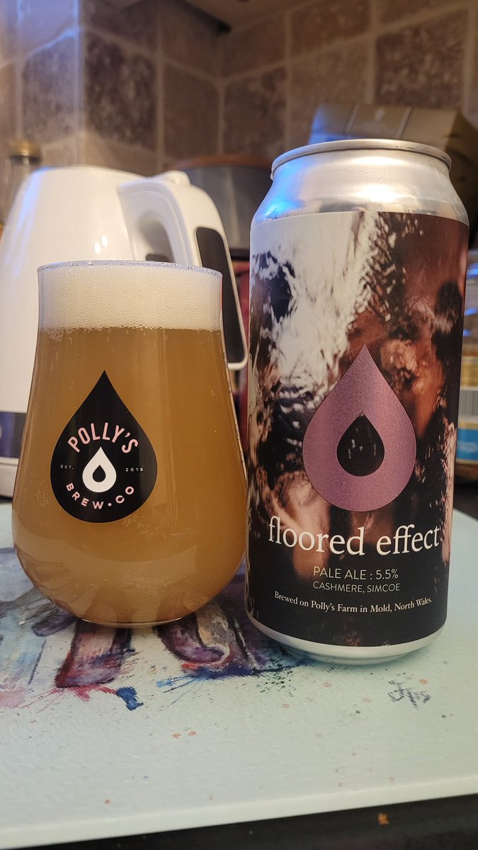 Noswaith dda #CraftBeerHour, tonight I've got some floored effect from @pollysbrewco augment range of beers