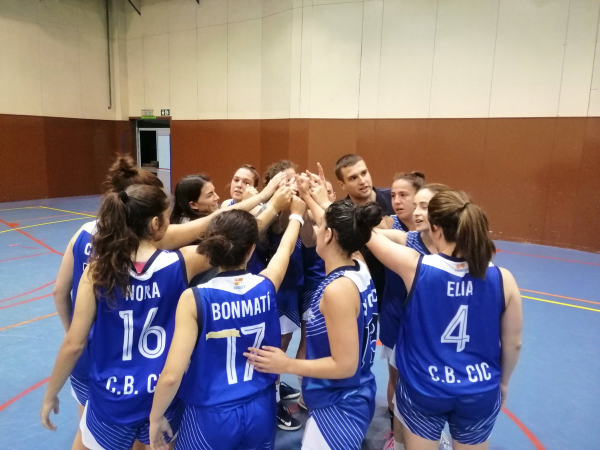 ClubBasquetCIC's tweet photo. VICTÒRIA treballada del Sènior femení vs S.E. Sant Medir: 51-35(+16) en l'últim partit del campionat.
ENHORABONA a tot l'equip i staff!!!
Moltes gràcies per la vostra dedicació i esforç.
🏀💙😘
#ciquers #cbciccampió #bluedevils #cbcic28 https://t.co/FSpE2qDQ7V