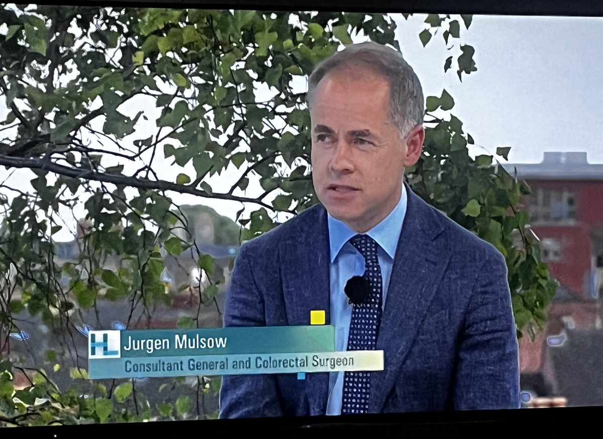 Just tuning into @rte #hospitallive show, broadcast live from @Matersurgery @MaterCancer this evening. Great show case and production - well done to all involved. Nice to see the T10 team do a HIPEC case - gave me a little surgical hit in my maternity leave-induced withdrawal 😃