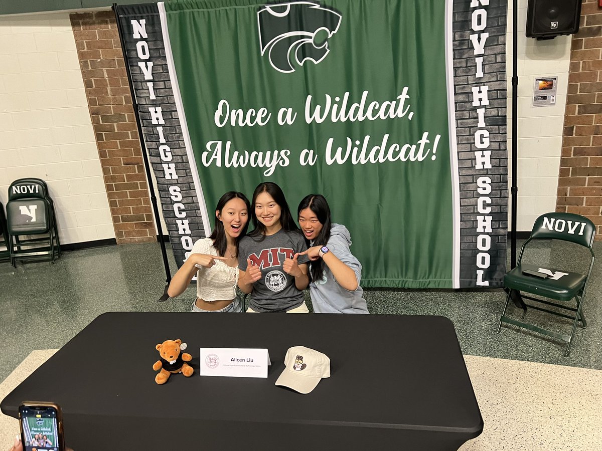 BenMainka's tweet photo. What an awesome celebration this afternoon, as we honored our student athletes who are representing Novi in their respective sports at the next level! #NoviPride https://t.co/guswtBsO9e
