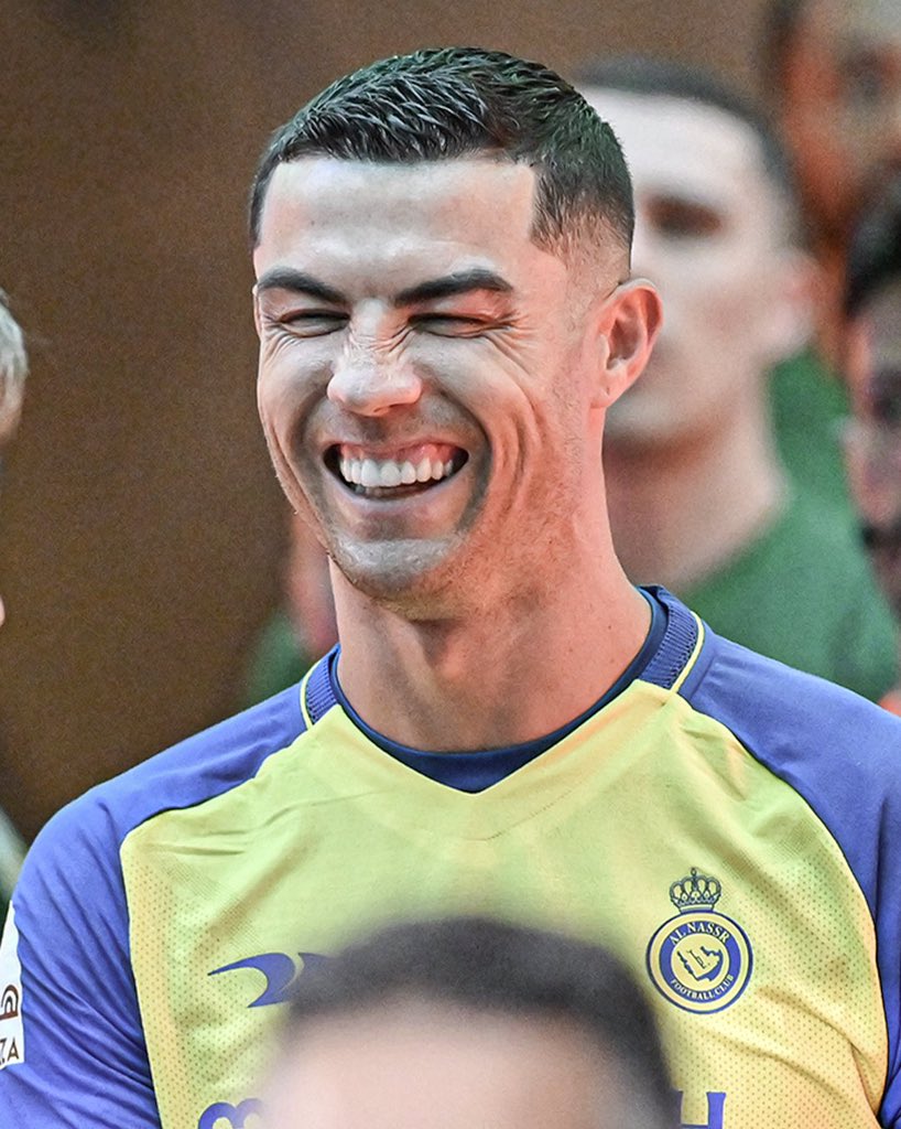 xx_zamani's tweet photo. If Cristiano Ronaldo is your 🐐 likes 👍 and retweet for the 🌎 to see your 🐐. https://t.co/xC8wxOYpDz