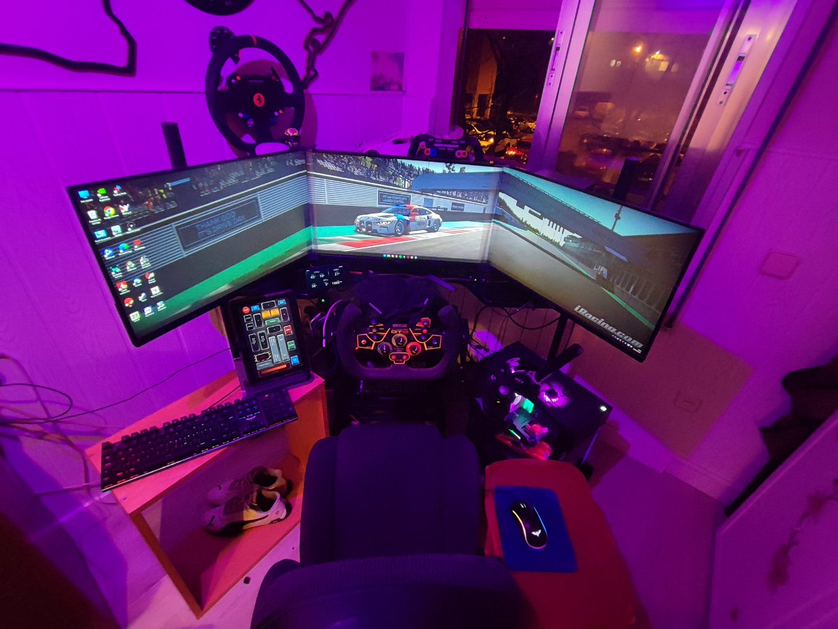 Por motivos de mudanza planteo la venta de mis 3 monitores.
Asus TUF Gaming fullHD IPS 23.8" 165hz los tres monitores están en perfecto estado se entregarían con 2 soportes para mesa de regalo  si se compran los 3 en conjunto.
Más info por MD 
@scsimracers
Un RT ayuda mucho 🤟