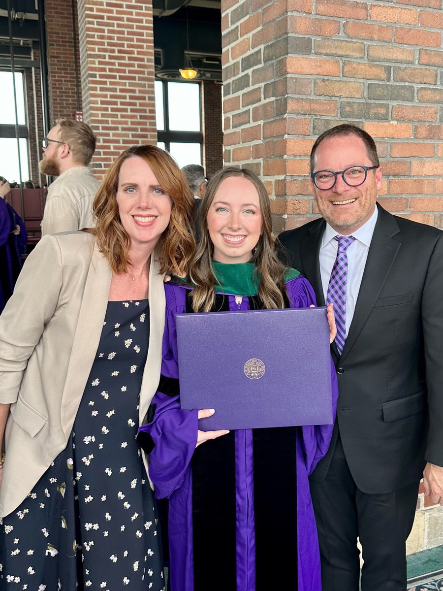 Officially Lauren Smith, MD!! Celebrated my <a href="/NUFeinbergMed/">Northwestern Feinberg School of Medicine</a> graduation with some of my favorite people 😊
