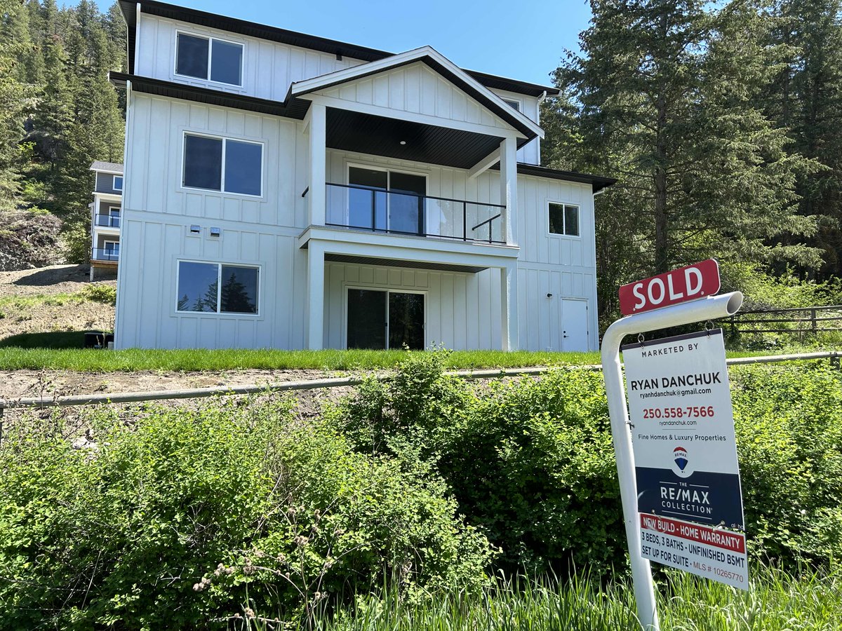 What a great new home for my buyers!  Brand new construction just waiting for them to make it their own!  Congrats and thanks <a href="/RyanDanchuk/">Ryan Danchuk</a> #remaxpriscilla #remaxvernon #vernonbc