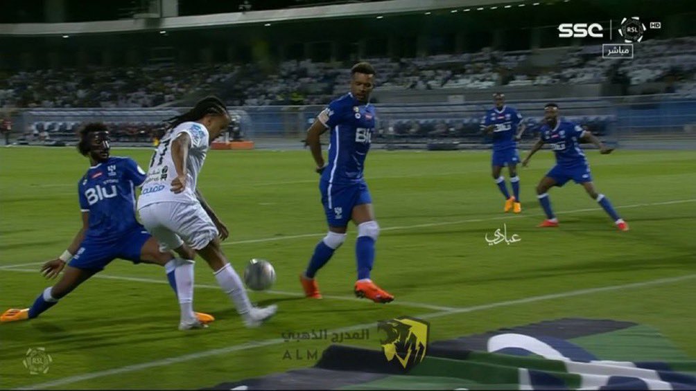 4lll42's tweet photo. اقولك الدوري موجّه للاتحاد ؟

بلنتيين …
طرد واضح ….

أنا ما��ندي مشكلة من خسارة فريق ولا عندي مشكلة من المباراة  …

بس إلى متى !!

#الاتحاد يُسلب ومن نفس الخصم ؟

اقسم بالله مهزله ما نشوفها غير ضد الاتحاد 
#الهلال_الاتحاد https://t.co/sEcfLLVdNF