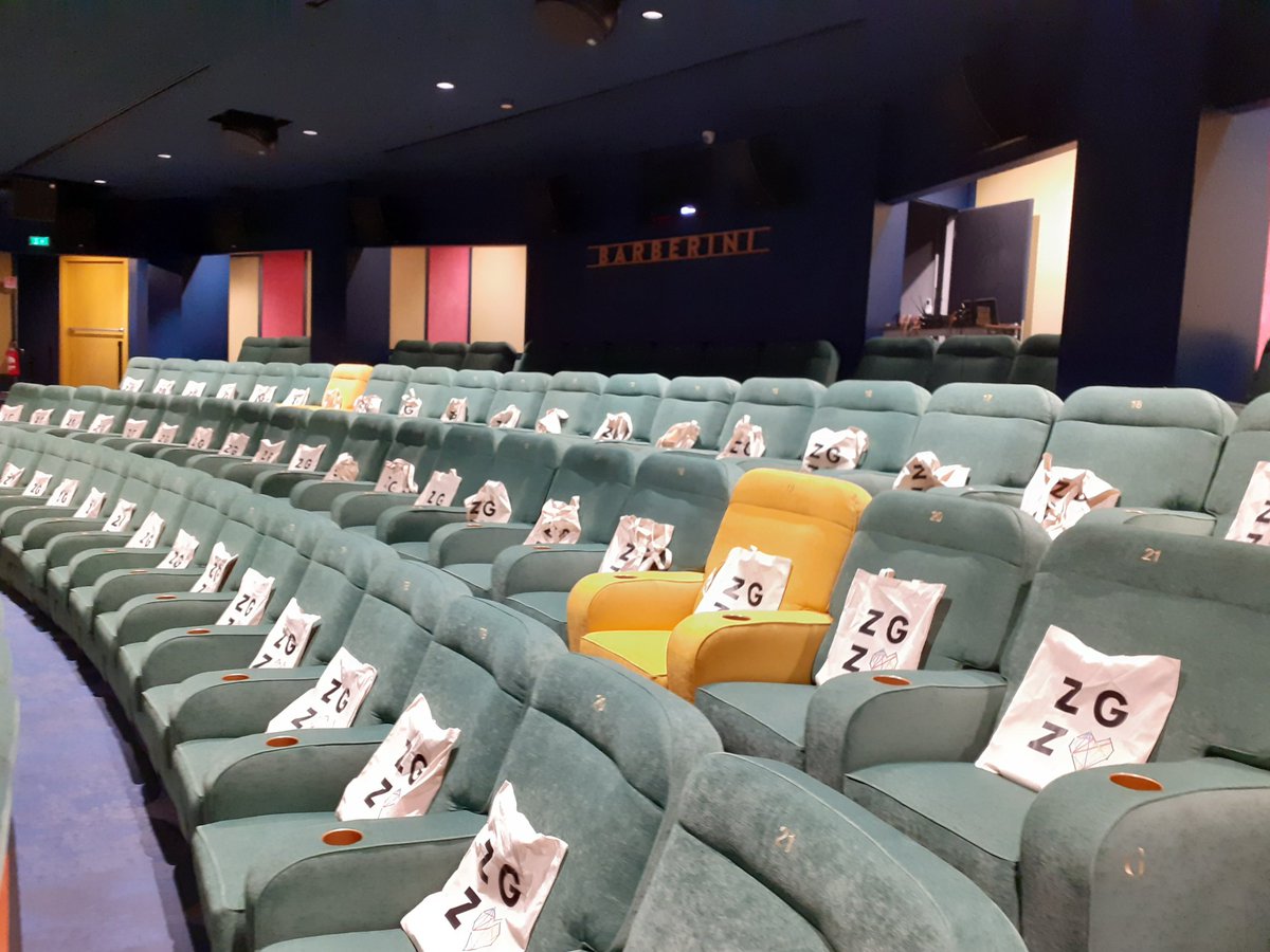 ZaragozaTurismo's tweet photo. 📽🎨 ¡Presentación del documental L'ombra di Goya en #Roma!

Asistimos para hablar de nuestro artista más universal y dar a conocer #Zaragoza y Aragón a los profesionales que han llenado la sala.

🤗 ¡Esperamos recibirlos pronto!

#ZGZtequiere
#LaSpagnaDipingeIlMondo
#VisitAragon https://t.co/ubjkgEyrA7
