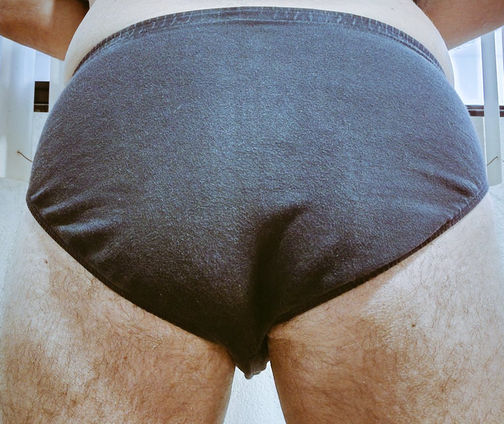 Trusas y Maduros tweet media