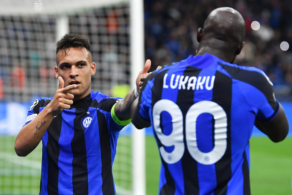 ChampionsLeague's tweet photo. ⚫🔵 Nickname for this duo?

#UCL https://t.co/dFZL8MH29n