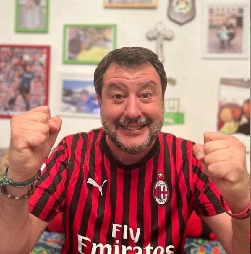 pasquino2000's tweet photo. Belli ciao 👋🏻 

#UCL #InterMilan #ChampionsLeague https://t.co/PKhUmIZOOJ