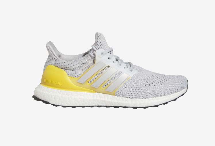 SOLELINKS's tweet photo. Ad: NEW adidas Ultraboost 1.0 DNA dropped via Champs, 20% off w/ code 20SAVE

White/Preloved Blue:https://t.co/xx6UBhscql
Grey/Bold Gold:https://t.co/iC6HnSM0Ob https://t.co/0yOT9Ygogo