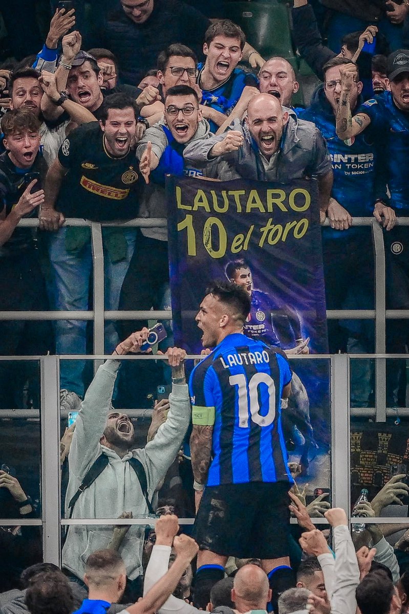 FCIM_Pictures's tweet photo. WE ARE IN THE CHAMPIONS LEAGUE FINAL 🥶🥶🥶🥶🥶 https://t.co/4Tc3WoVTA1