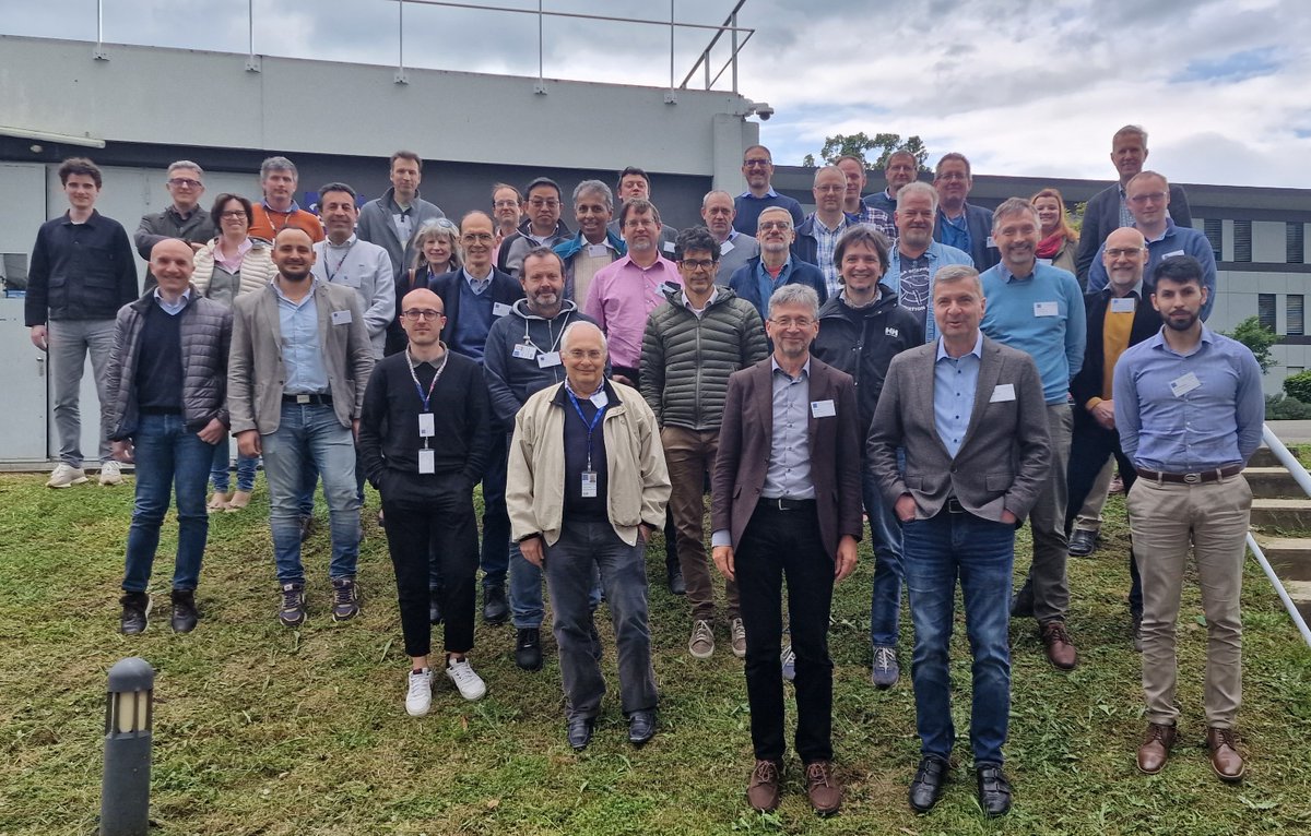 peterkrizan2's tweet photo. A  very interesting first day of the two-day community meeting of a future  collaboration on photosensors and particle identification detectors #DRD4 #DRD4_Collaboration https://t.co/gd1qS0YxZk