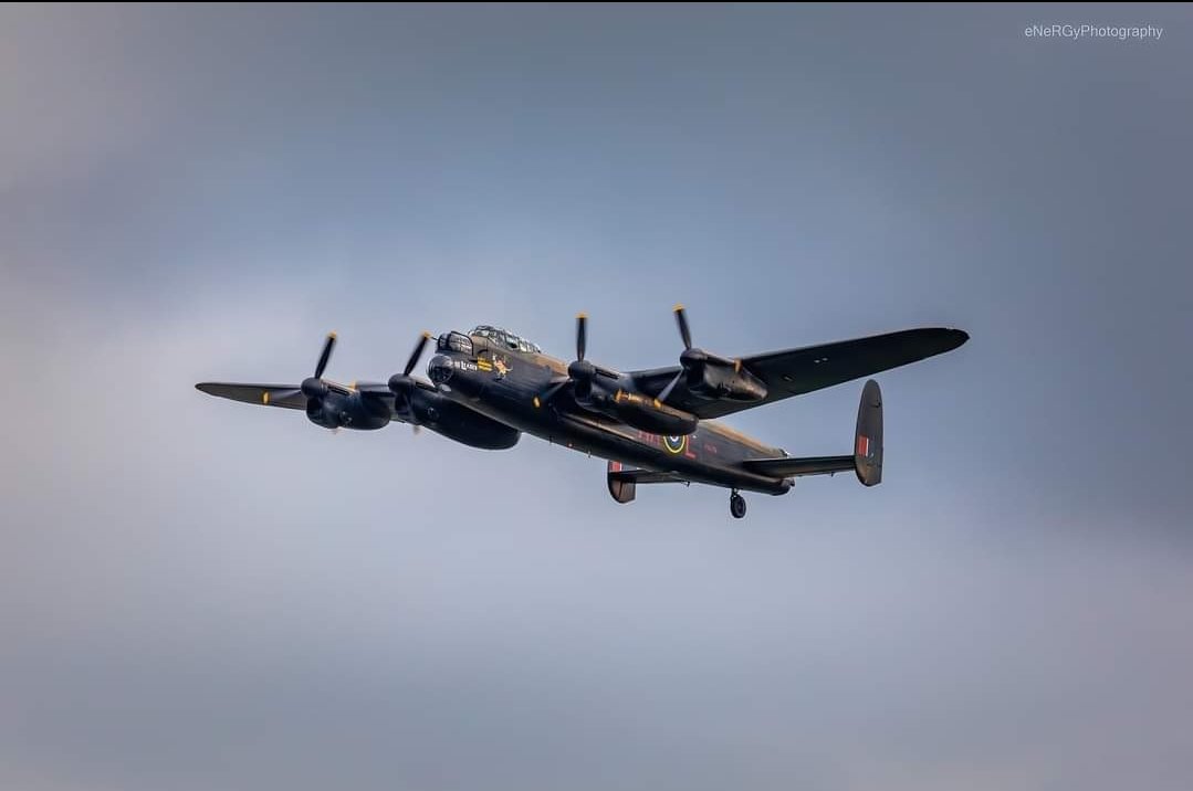 Dambuster 80th anniversary flying over former RAF Swinderby after the storm.
#Dambusters #dambusters80 #bombercommand #raf #bombercounty #avrolancaster #lancaster <a href="/RAFBBMF/">RAF BBMF</a> <a href="/Seb_Lanc99/">Seb Davey</a>