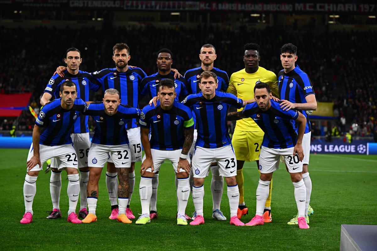 uiltecbrindisi's tweet photo. La Finale è nostra. Strameritata!
La Milano calcistica siamo noi.
Chiediamo scusa ai tanti amici milanisti che stanno soffrendo.
@Inter
@CoppaDei
#ChampionsLeague
#interamala https://t.co/JB28Gl0dNp