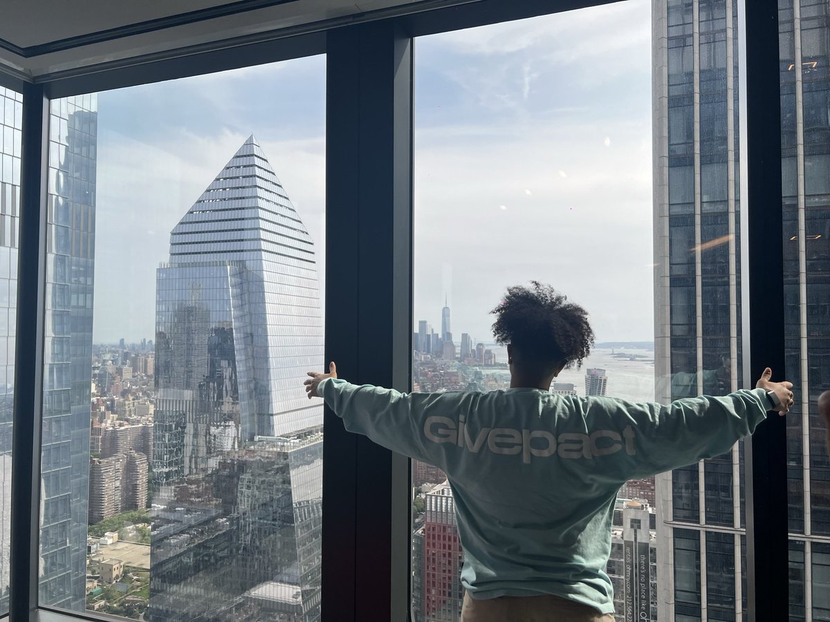 Incredible <a href="/FamiliaVc/">VCFamilia</a> <a href="/founderfamilia/">Founder Familia</a> gathering made possible by the phenomenal host <a href="/CooleyLLP/">Cooley LLP</a> and founders who participated including <a href="/NettyWorth_/">NettyWorth</a> <a href="/RayoCapital/">Rayo Capital Group (Rayo)</a> <a href="/MetaBronx/">MetaBronx</a> <a href="/Web3Familia/">Web3 Familia 🌐✨</a> <a href="/ketsal/">Ketsal</a> <a href="/byGabyC/">Gabriela Ariana Campoverde</a> @recesslabs <a href="/kelzwithrecess/">Kelz Bethel</a> <a href="/Sebhgtz/">just seb</a> <a href="/SamvidVentures/">Samvid Ventures</a> <a href="/SharufaRWalker/">Sharufa R. Walker</a> + more.