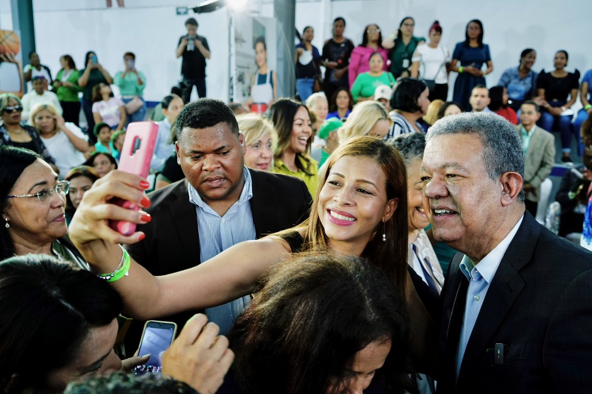 Leonel Fernández tweet media