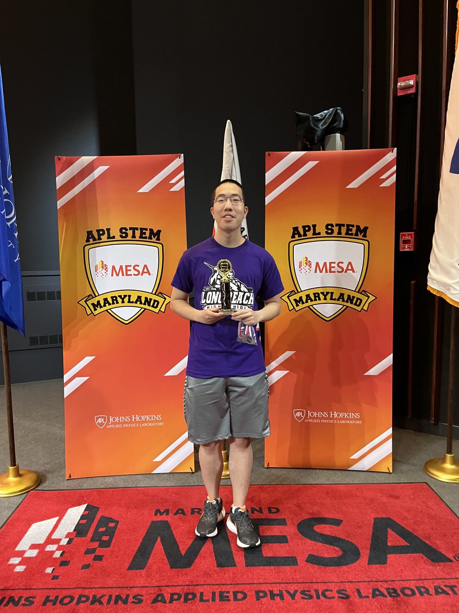 pnearyLRHS's tweet photo. Great day at the MD State MESA competition on Saturday! Congrats ⁦@hcpss_lrhs⁩ 2nd place winners Wearable Tech team! ⁦@LRHSPTSA⁩ https://t.co/s1mTKNF0g2