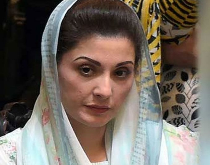 یہ جان کر بہت خوشی ہوئی کہ جی ایچ کیو اور کور کمانڈرز ہاؤس پر حملہ آوروں کی شناخت ہو گئی ہے۔

 لیکن ان لوگوں کا کیا ہوگا جنہوں نے فسادیوں کو جی ایچ کیو اور کور کمانڈرز ہاؤس کے احاطے میں کھلے عام بھاگنے دیا۔

 ان لوگوں کا کیا ہوگا جنہوں نے حکومت کی تبدیلی کے آپریشن کی منصوبہ بندی