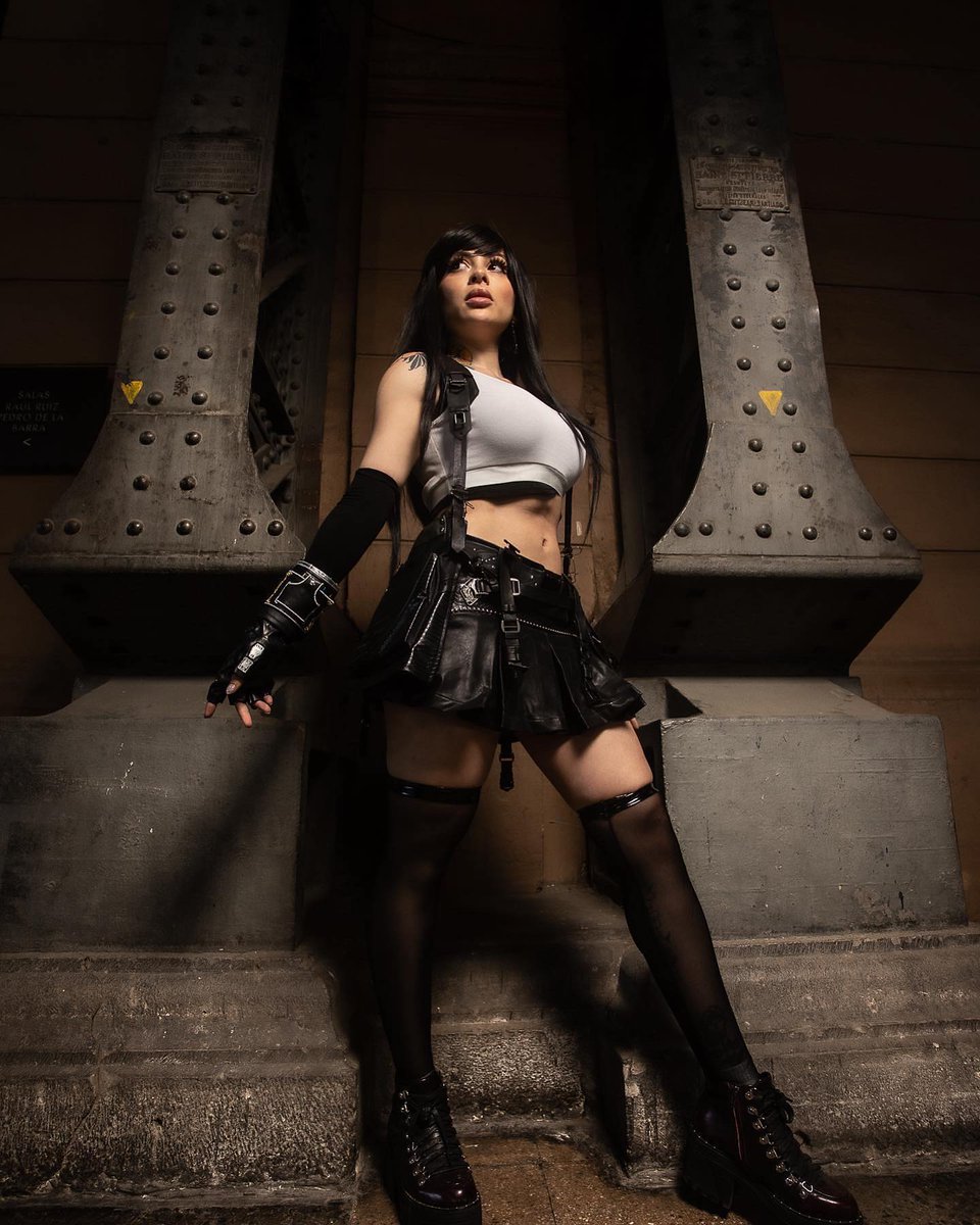 Tifa cosplaycosplaygirlcosplayergirltifacosplayModel: Instagram/hifranny