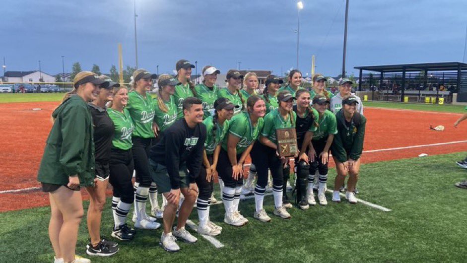 sportsinkansas's tweet photo. Derby softball takes down the 2x defending 6A state champions, Topeka High in the regional championship to advance to the state tournament 🥎 

#sportsinkansas https://t.co/n2R08sx6ss