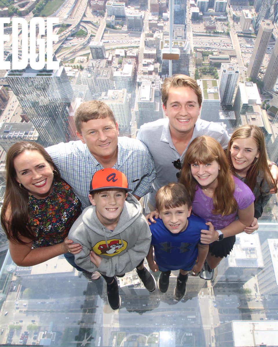 janieboles's tweet image. Day 1 in Chicago - or really it was half a day last Thursday…and still more than 13,000 steps later…skywalk view…boat tour…navy pier and amazing food!