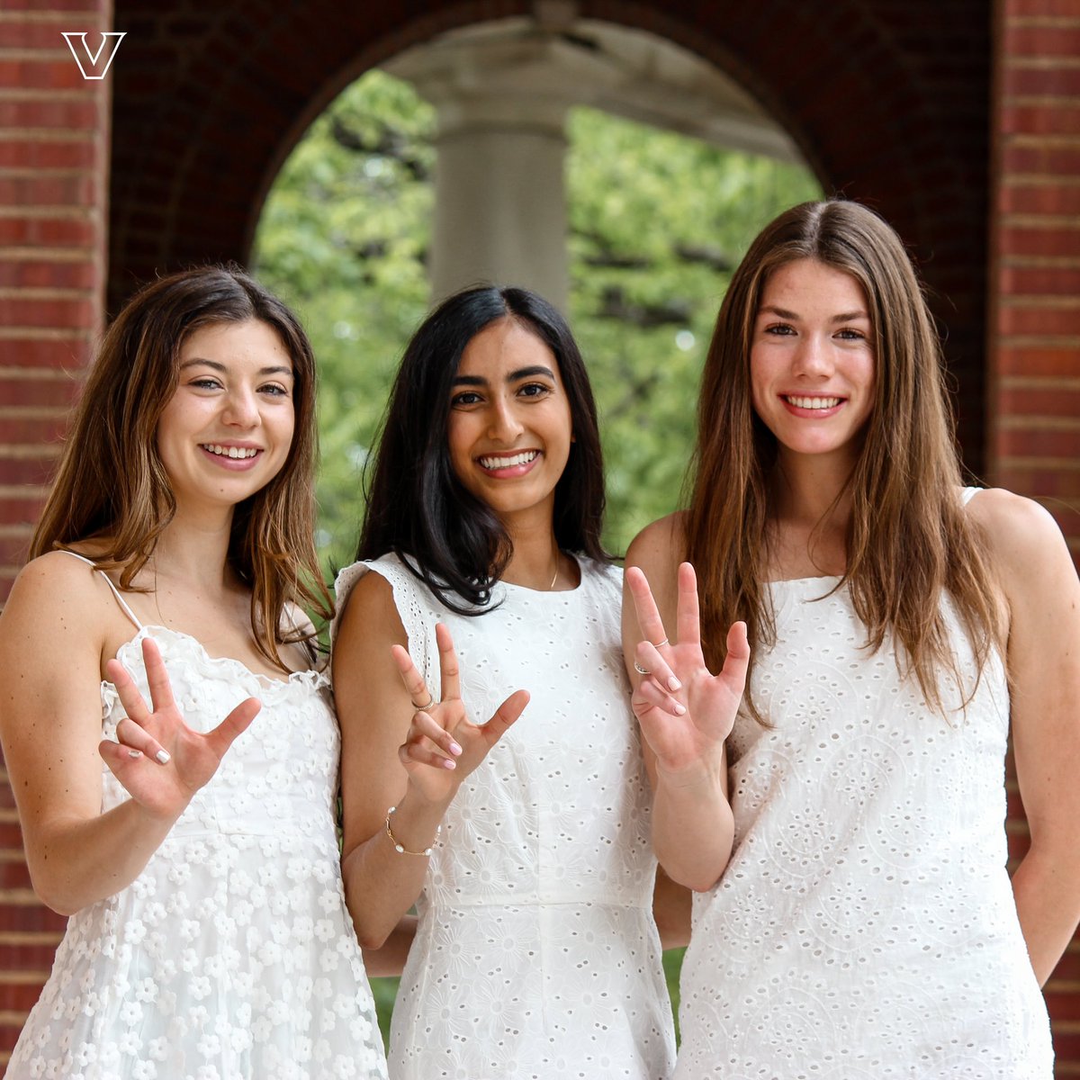 vandyxctrack's tweet photo. Congratulations to our grads! 🎓

#AnchorDown https://t.co/CLLA3no6LG