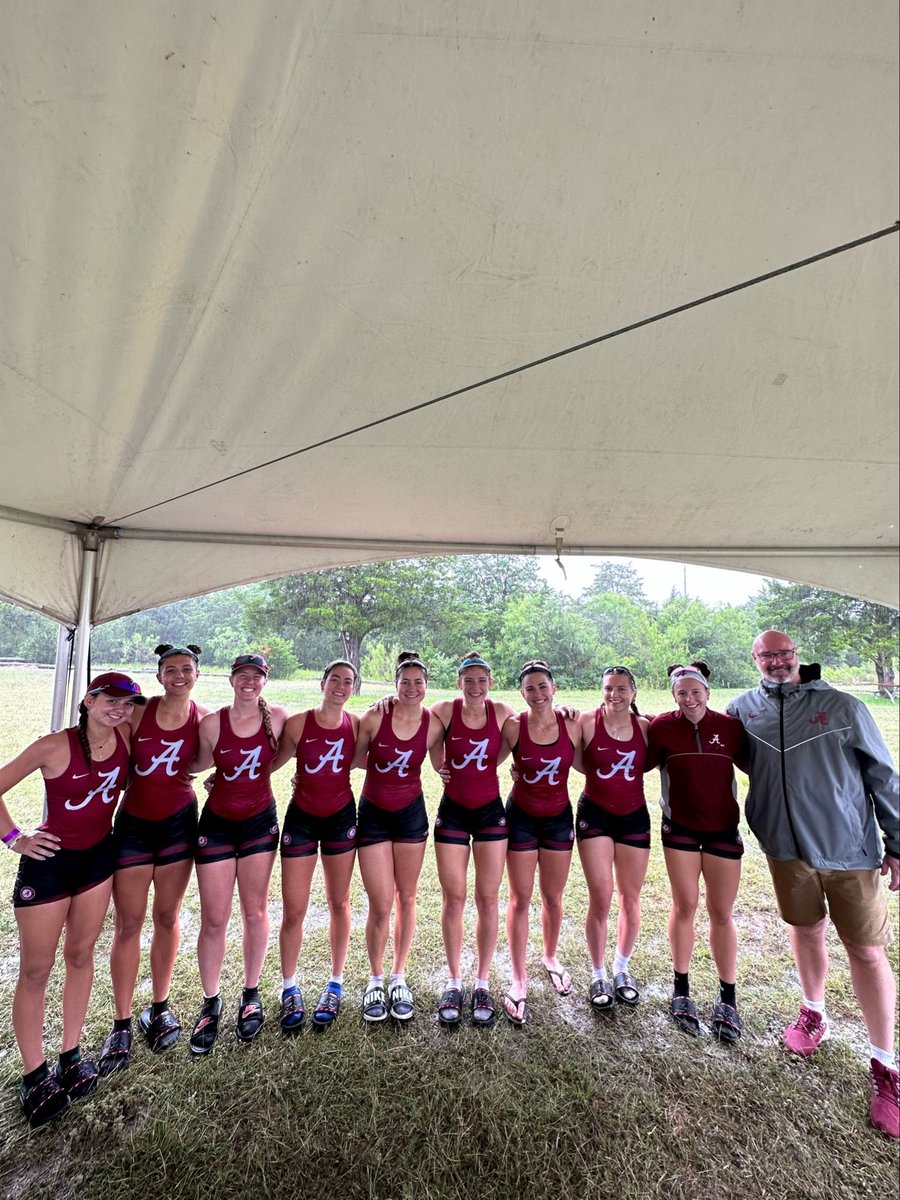 AlabamaRow's tweet image. Big 12 Photodump🚣‍♀️

Between the rain, the fire ants, and the hard work, we managed to have a lot of fun this weekend, too. Love who this group has become and loved seeing you guys have a great time as a TEAM at our conference championship. 

#RollTide | #RowTide