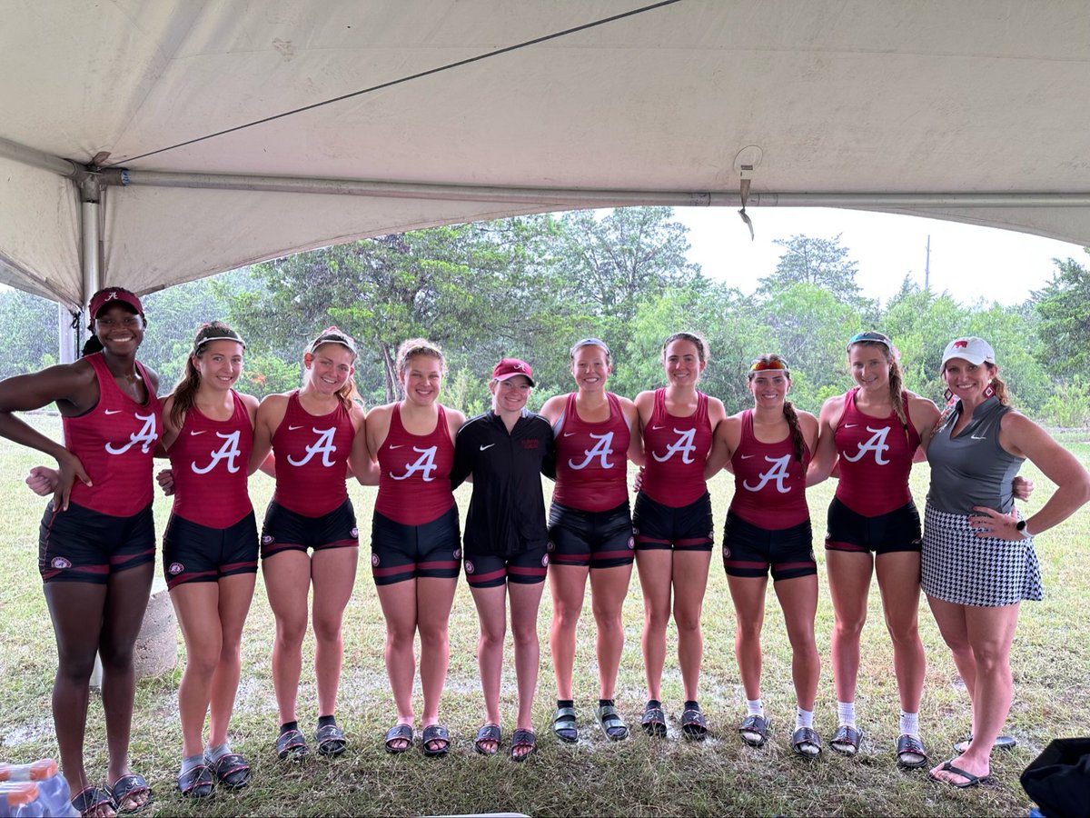 AlabamaRow's tweet image. Big 12 Photodump🚣‍♀️

Between the rain, the fire ants, and the hard work, we managed to have a lot of fun this weekend, too. Love who this group has become and loved seeing you guys have a great time as a TEAM at our conference championship. 

#RollTide | #RowTide