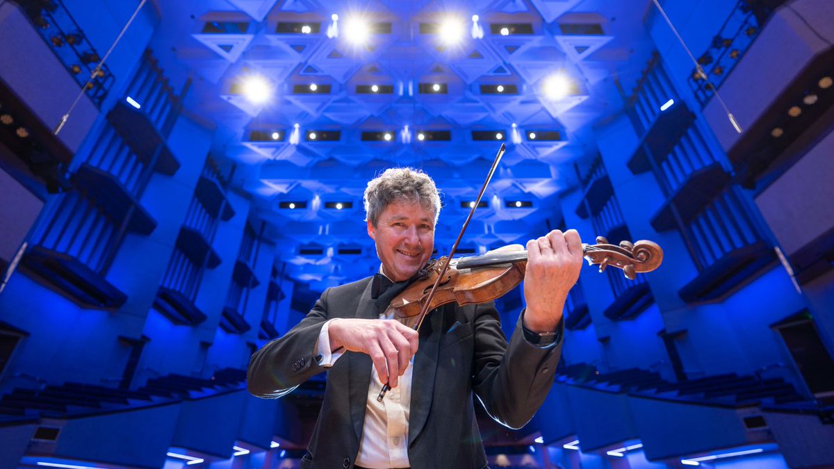 Churchie Old Boy Warwick Adeney (1980) will be on the panel at the 2023 COBA Long Lunch. After 22 years as Queensland Symphony Orchestra Concertmaster, Warwick is pursuing teaching and music-making across the community. Visit the Events page on the OBA website to book your seat.