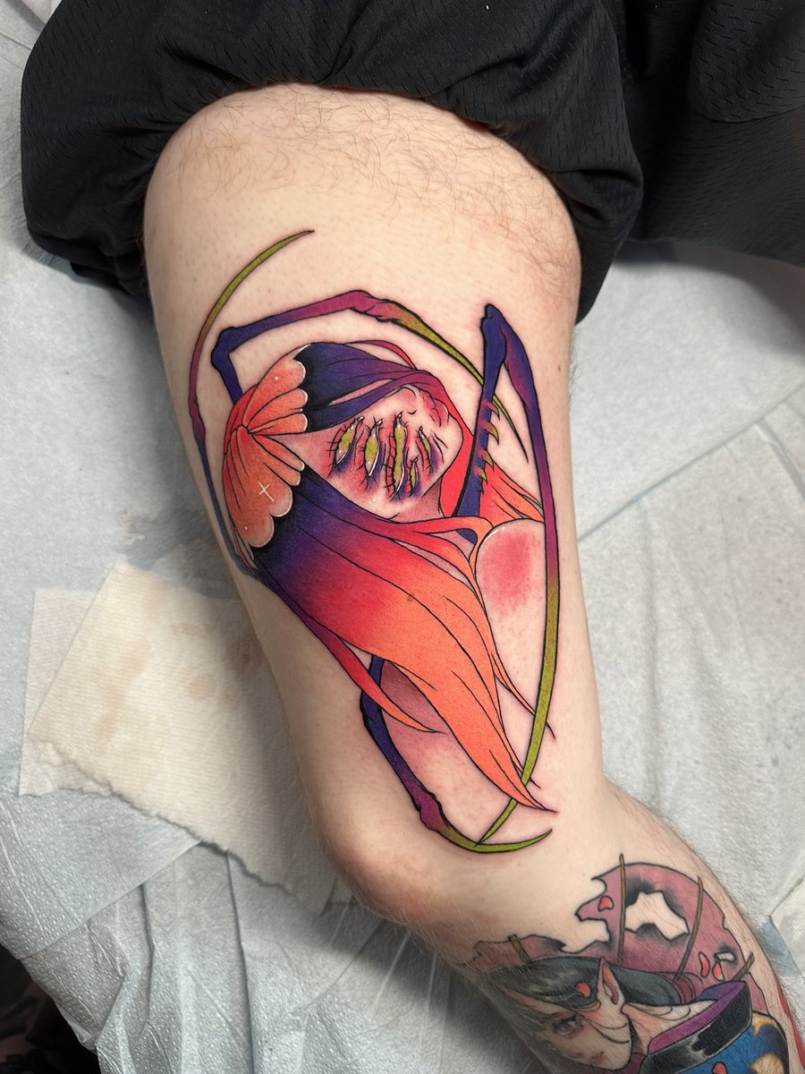 yorokobitattoos's tweet photo. Me and my best friend did a collab today
 She did the design and lines 
@ ghoul.tattoos on IG

And I did the color!!! https://t.co/RtcrNTHmRs