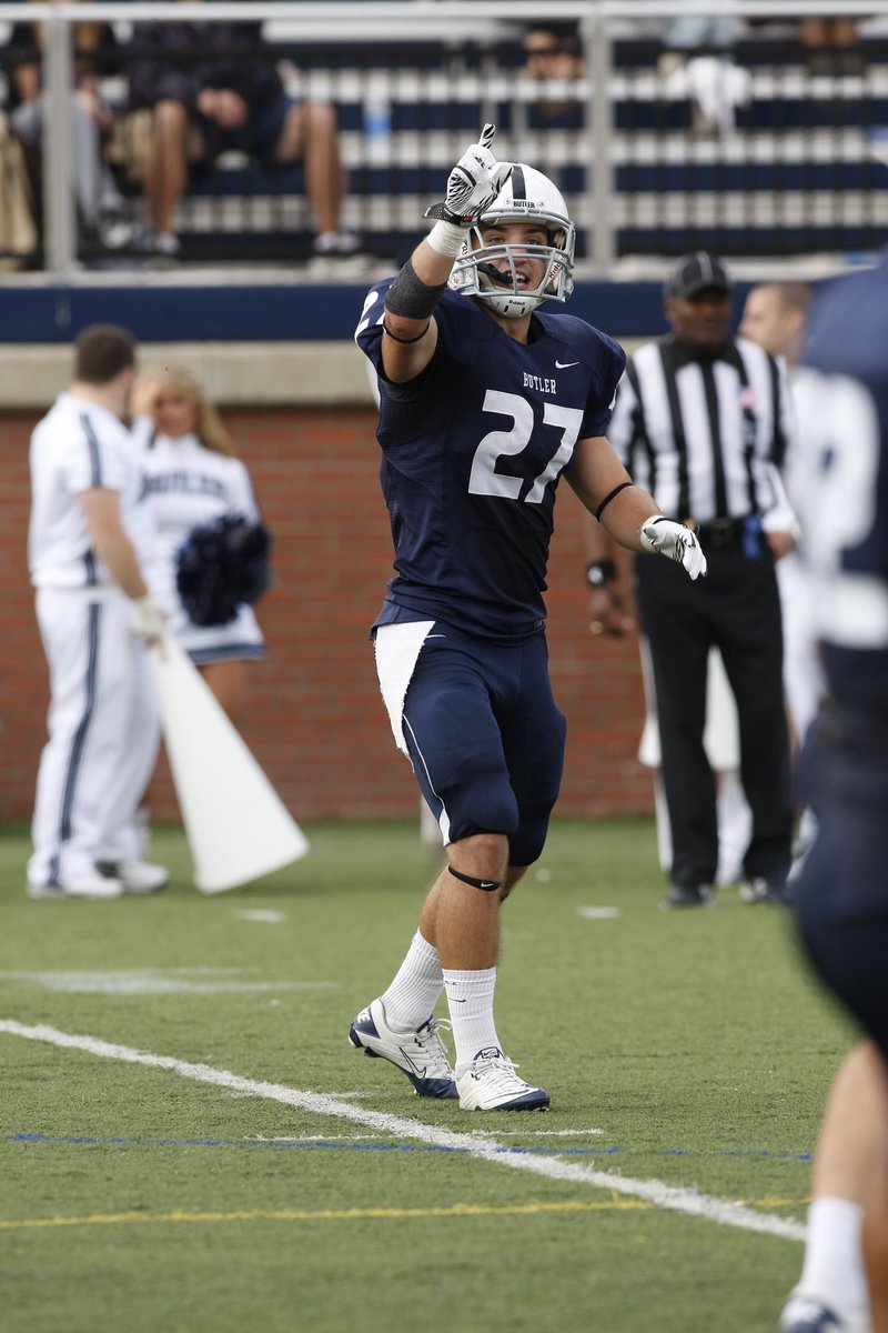 After an awesome talk with @CoachU_BU, I am very blessed to say I have received my first D1 offer from Butler University! #AGTG @GenevaViking @CoachSiwicki @ButlerUFootball @JoeNinni @CoachGrady27 @EDGYTIM