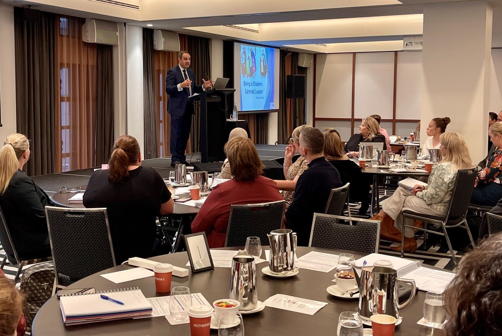 Murat Dizdar tweet media