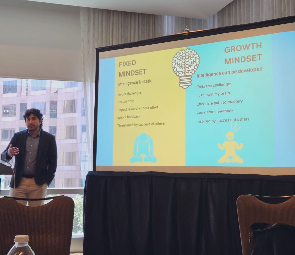 avirrr's tweet photo. Talkin bout that Growth Mindset at #SAEM23 #jfdf https://t.co/tnzXBs2e4o