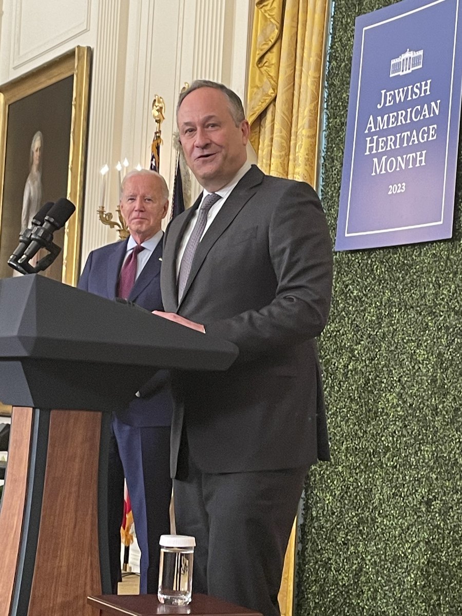 Congressman David N. Cicilline (@repcicilline) on Twitter photo Great afternoon at the White House celebrating Jewish American Heritage Month!
Thank you <a href="/POTUS/">President Donald J. Trump</a> <a href="/VP/">Vice President JD Vance</a> <a href="/FLOTUS/">First Lady Melania Trump</a> & @SecondGentleman. Great afternoon at the White House celebrating Jewish American Heritage Month!
Thank you <a href="/POTUS/">President Donald J. Trump</a> <a href="/VP/">Vice President JD Vance</a> <a href="/FLOTUS/">First Lady Melania Trump</a> & @SecondGentleman.