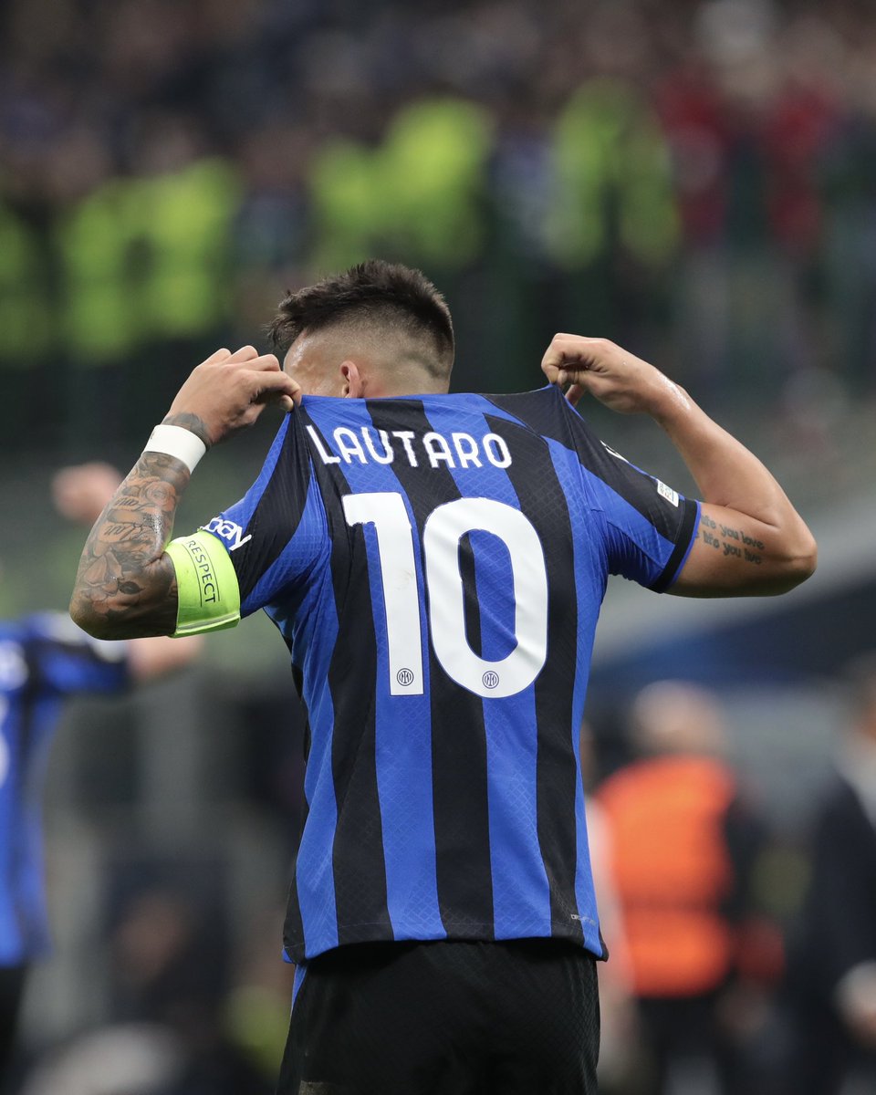 datosfutperu's tweet photo. ¡𝐓𝐄𝐍𝐄𝐌𝐎𝐒 𝐀𝐋 𝐏𝐑𝐈𝐌𝐄𝐑 𝐅𝐈𝐍𝐀𝐋𝐈𝐒𝐓𝐀!👏🏻

Inter de Milán venció 1-0 a AC Milán con gol de Lautaro Martinez🇦🇷 y clasificó a la final de la Champions League🏆con un global de 3-0. 

📌’Los Neroazurri’ se enfrentarán en la final al Real Madrid o al Manchester City. https://t.co/cgynaiYFte