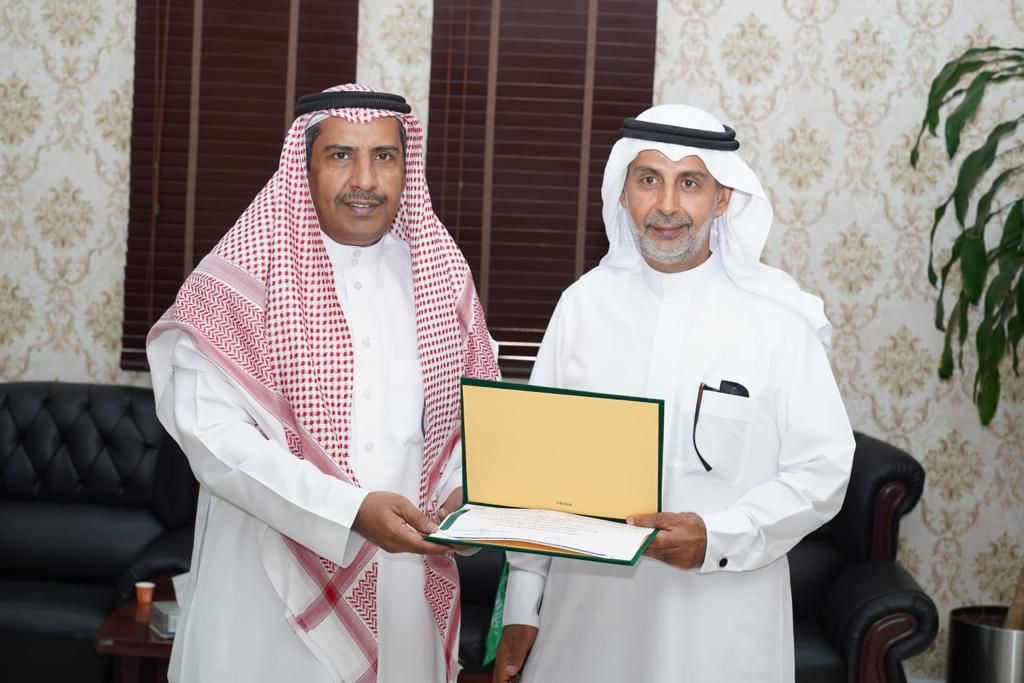 مدير عام زراعة الشرقية يكرم أصحاب الحدائق المنزلية المميزة - juwatha.net/280803.html
