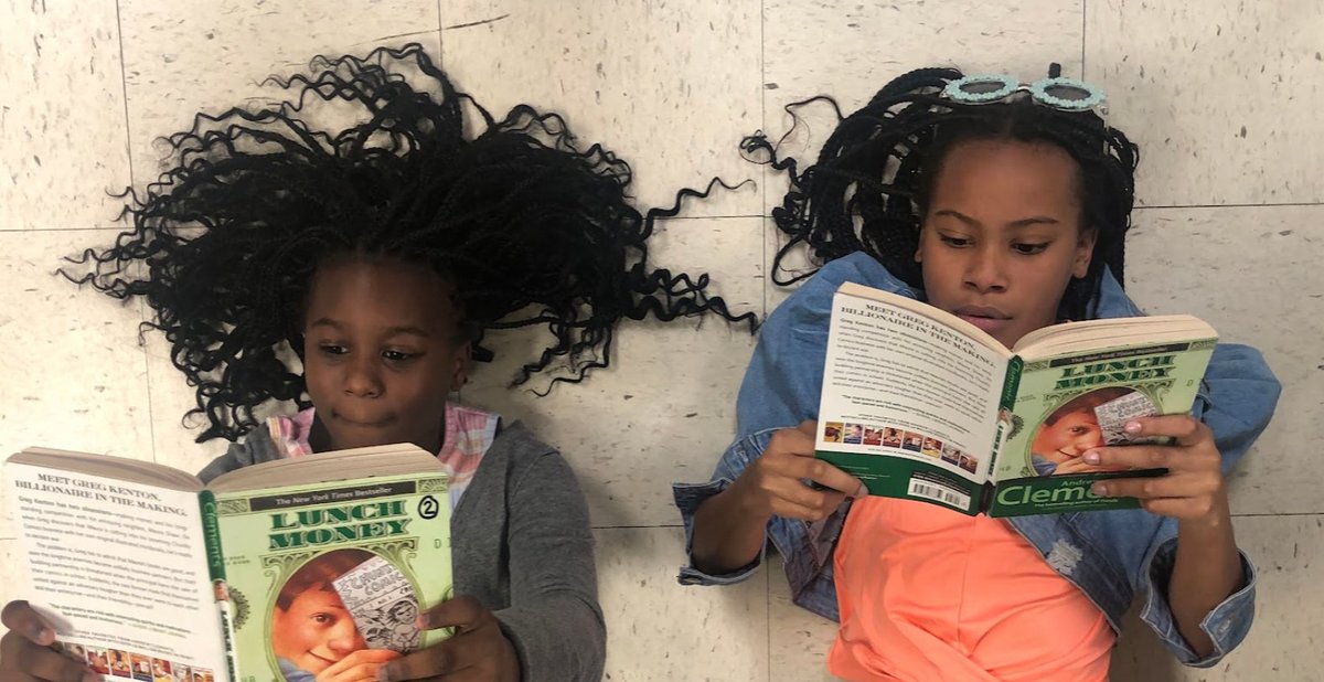 teachski's tweet image. I had to snap this picture today 📸

@FlossmoorHills #d161learns