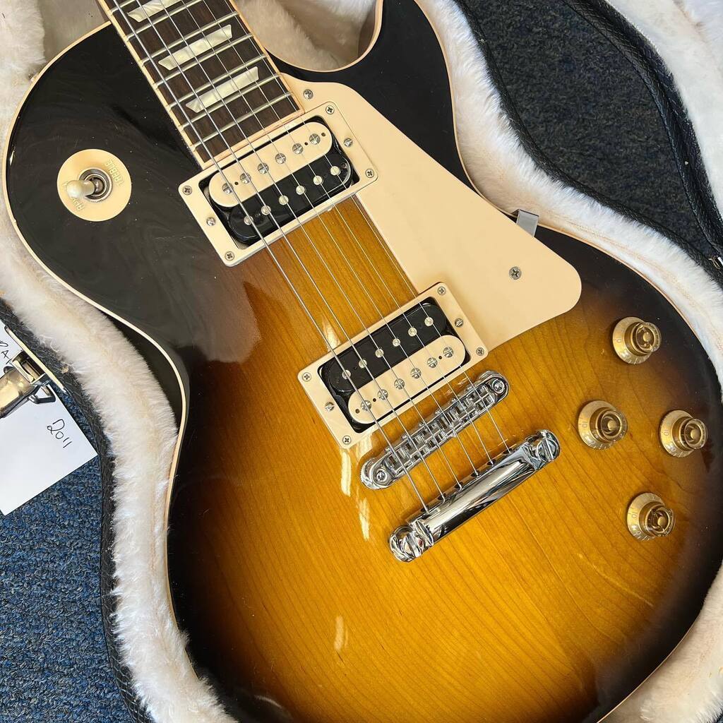 Les Paul instagr.am/p/CsUakrAPVUK/