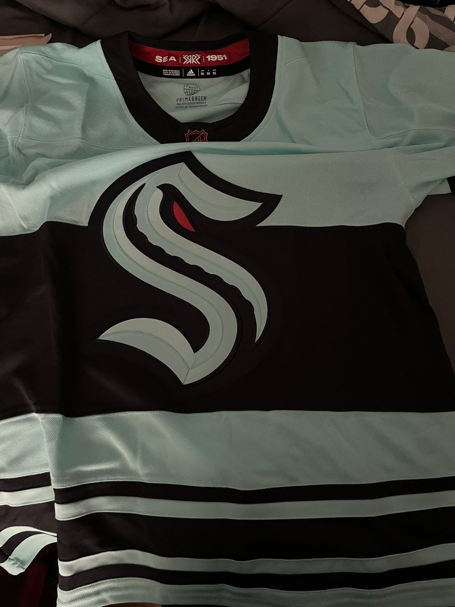W_McComb89's tweet photo. Shoutout @HKYJersey for the Seattle Kraken reverse retro mystery jersey!!!! https://t.co/mP9USXCSra