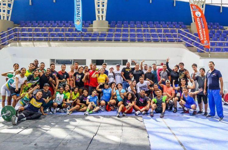 LoreQxm's tweet photo. @carlosecaicedo ha fomentado el deporte y la educación, incentivando a participar a todos.  #MagdalenaCambia https://t.co/6ZRPDZmwqG
