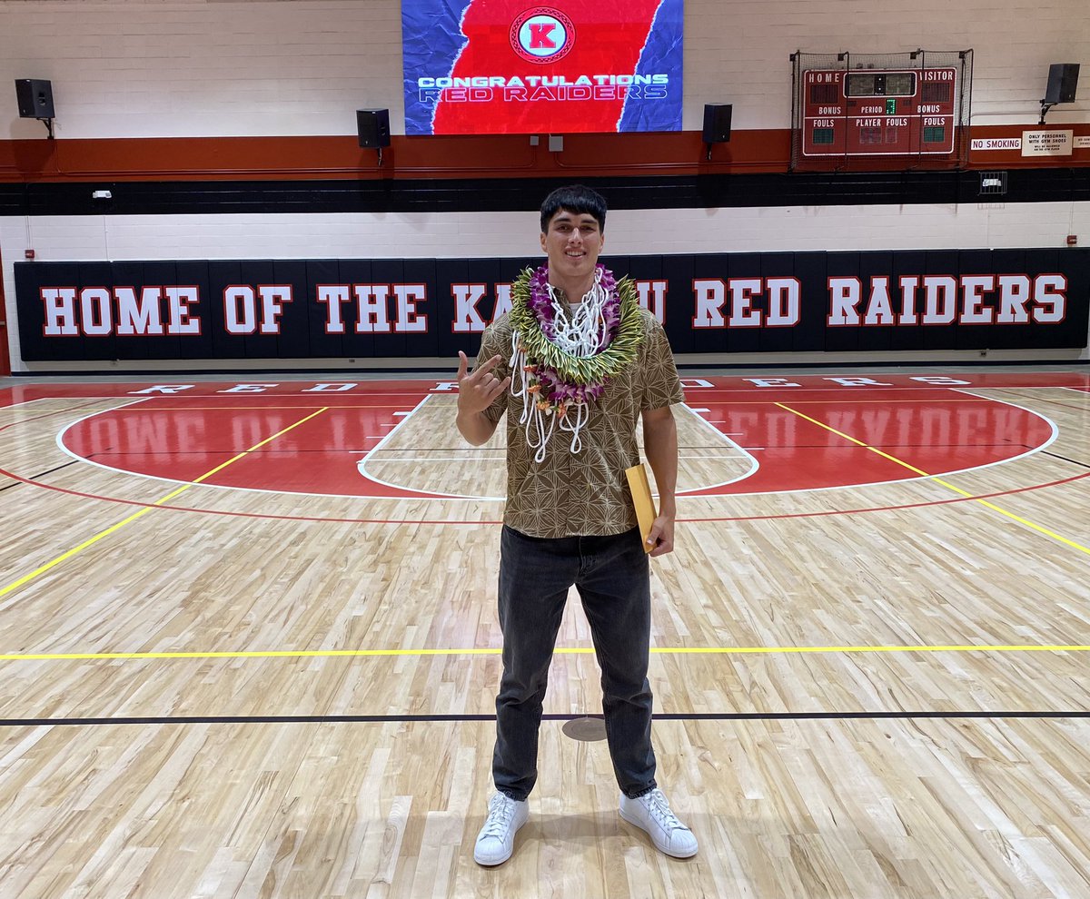 Brock Fonoimoana 6’1 205 tweet media