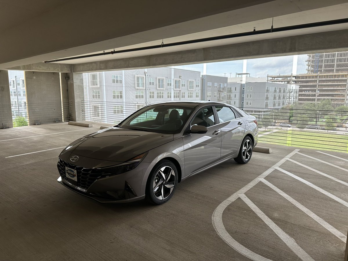 Karizmah tweet media