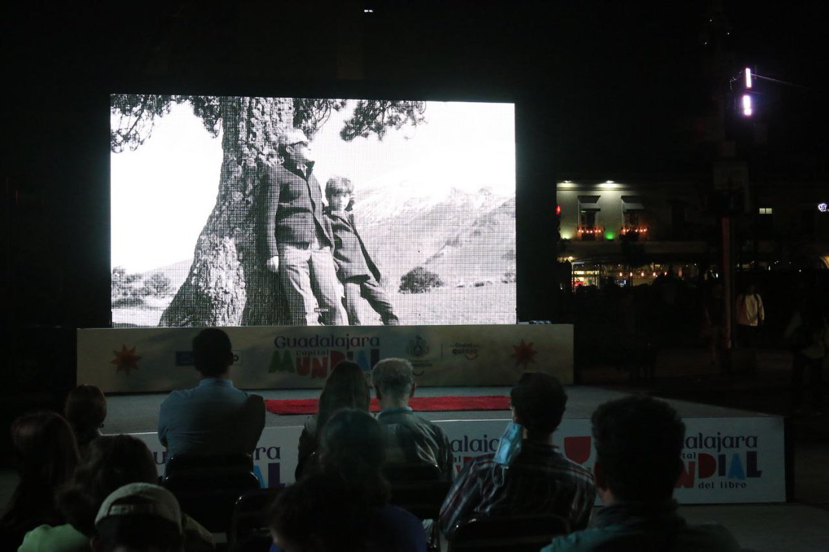 Guadalajara Capital Mundial del Libro 2022 tweet media