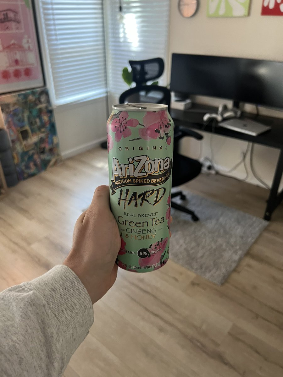 DrinkAZHard's tweet photo. https://t.co/xm34Ohzmy1