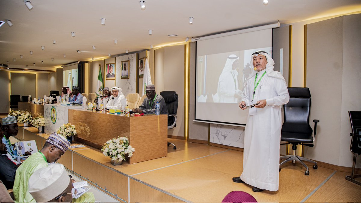yetijae's tweet photo. Capacity building for #hajj2023 officials organised by @MoHU_En, @africa_non_arab and @nigeriahajjcom https://t.co/UeBygWnlFf