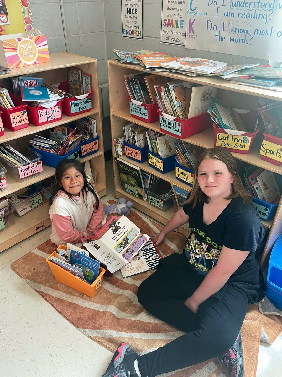 MissERedmond's tweet photo. B is for Books and Buddies on our ABC countdown. We spent some time reading with our buddies in @RachelMorgan5th class and loved every minute! We are so lucky to have our 5th grade buddies to look up to!❤️ @JJESOwls #FindTheKind https://t.co/rLd6yHmAuU